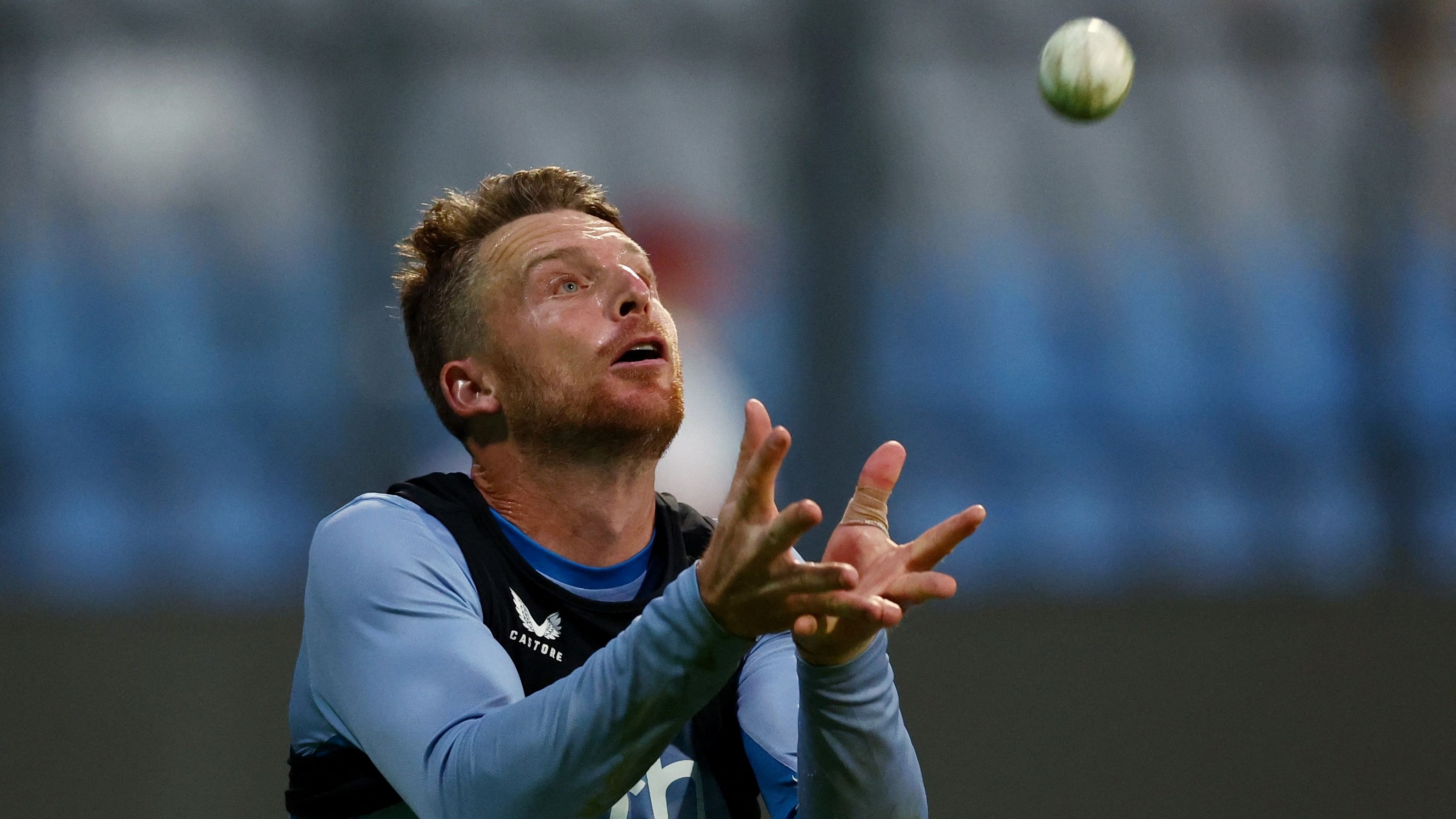 <div class="paragraphs"><p>England's Jos Buttler during practice</p></div>